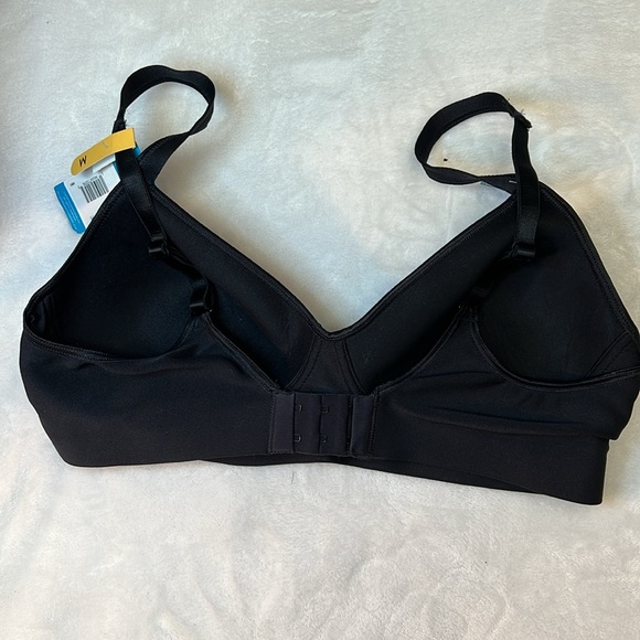 Hanes 4 way stretch black bra in Size Medium. Model MHW199. NWT. - Picture 3 of 6